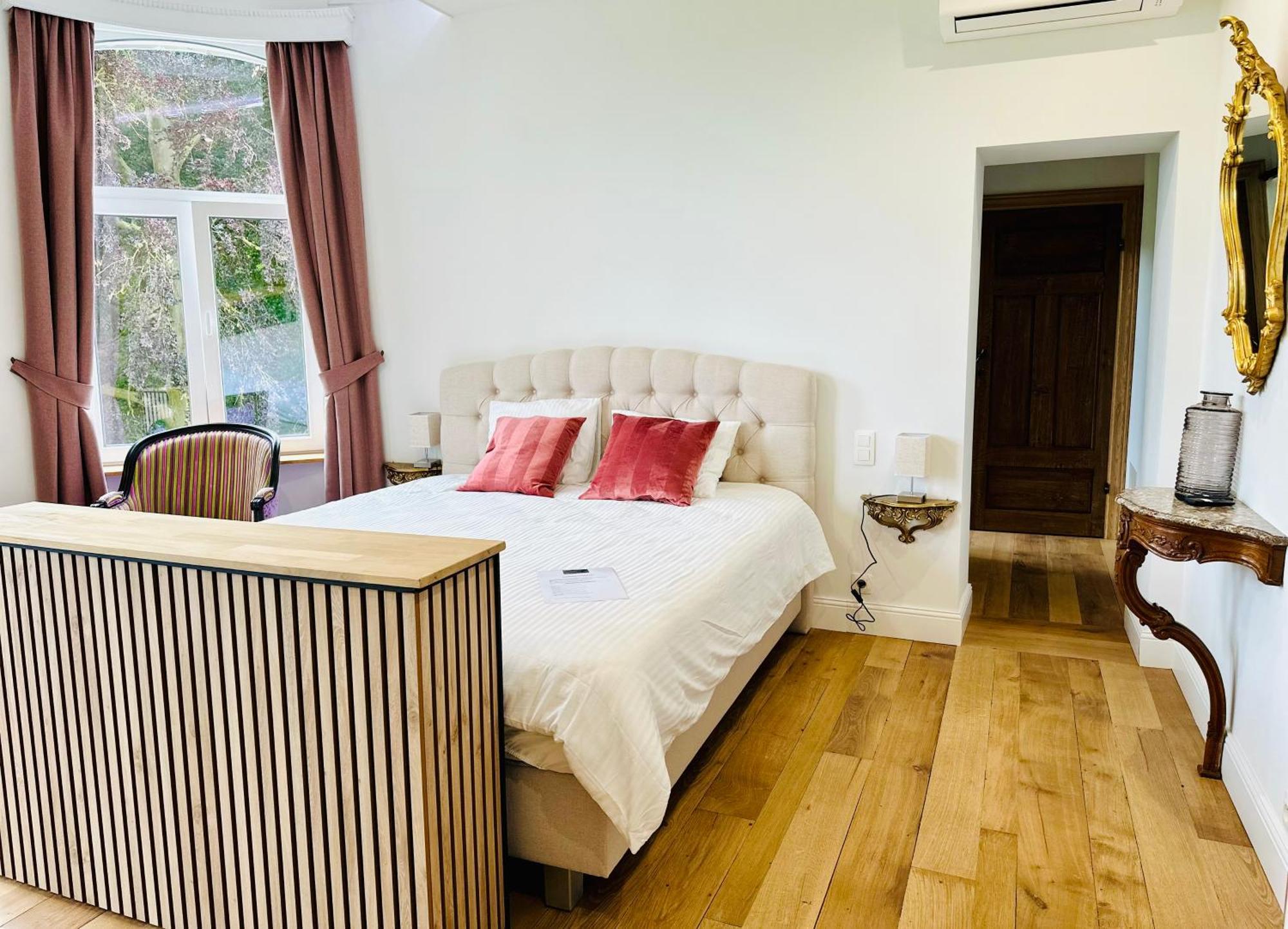 Suite Luxueuse Au Chateau De Saint Vitu 104 Tinlot Ngoại thất bức ảnh
